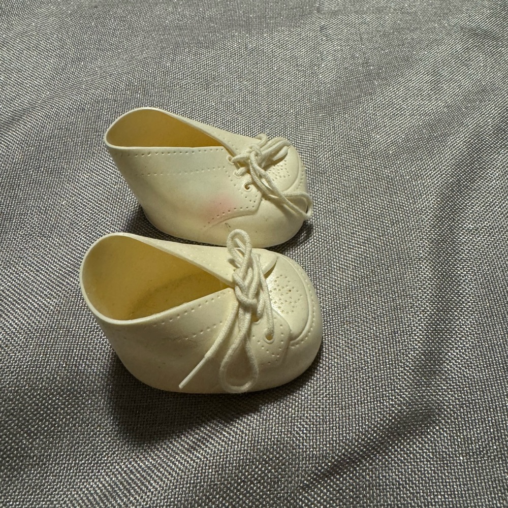 2 pairs of off brand cabbage patch kids doll shoes pink & white - Picture 4 of 6